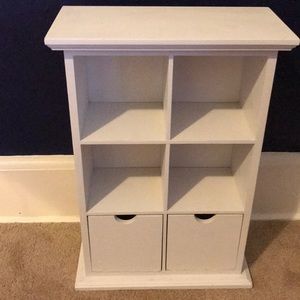 little white shelf organizer